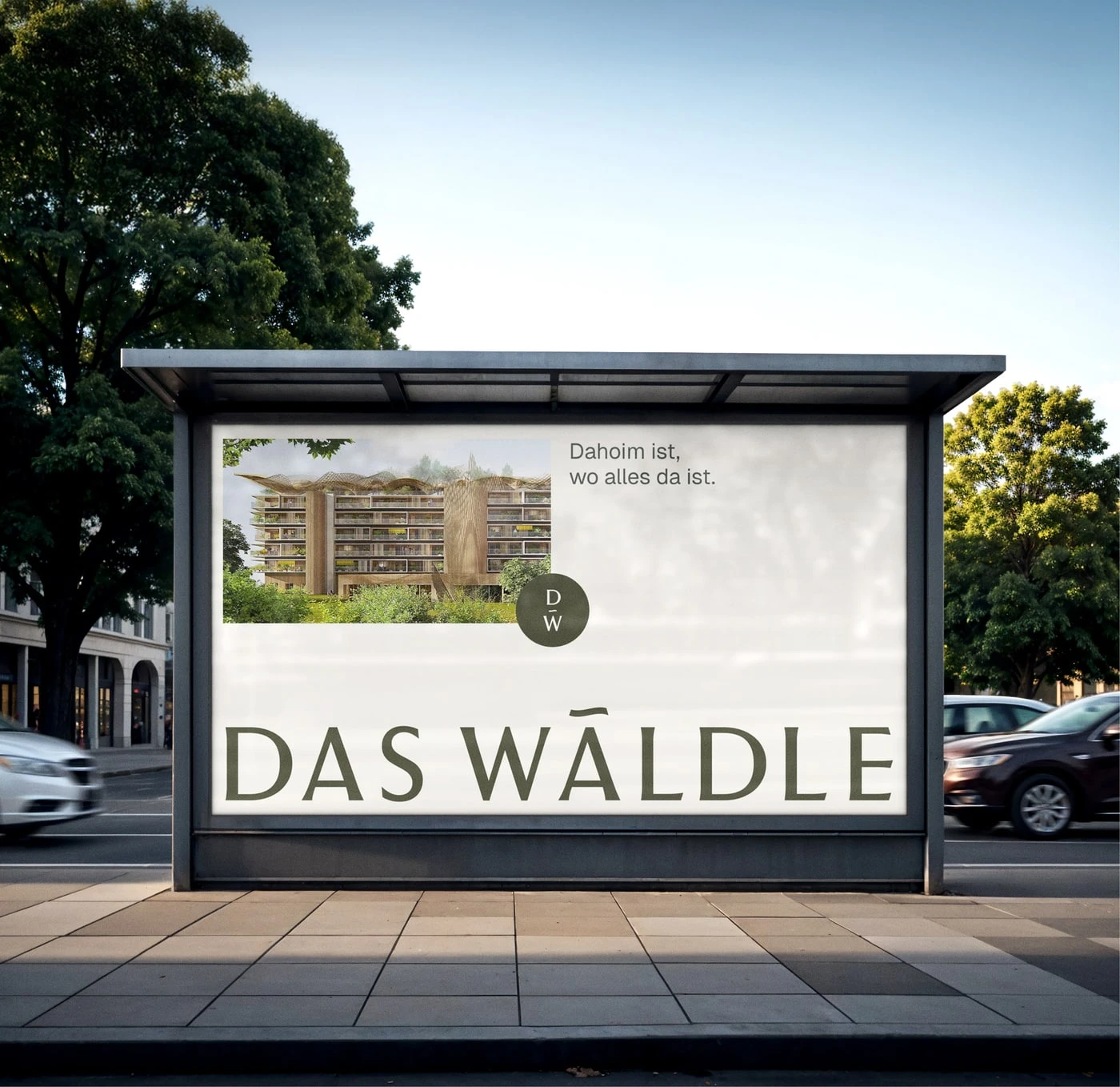 Plakat an einer Bushaltestelle